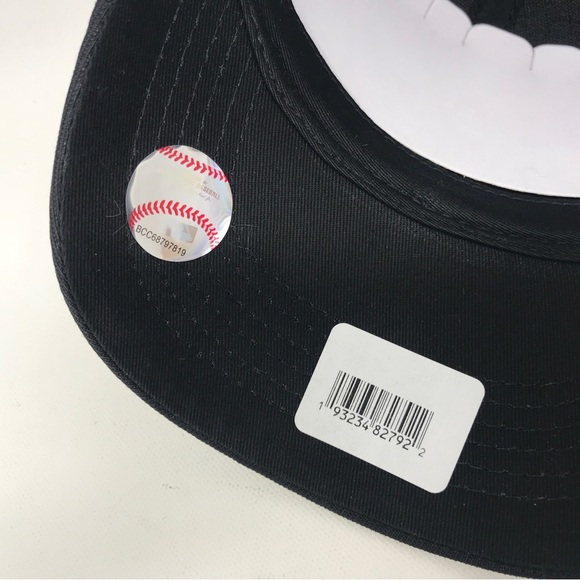 Fan Favorite Miami Marlins Adjustable Cap, Men's Size OSFM - Black/Grey/Orange - Picture 7 of 12